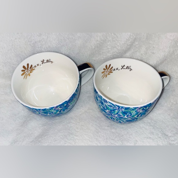 Lilly Pulitzer Patterned Ceramic Mugs (2) - Picture 3 of 9